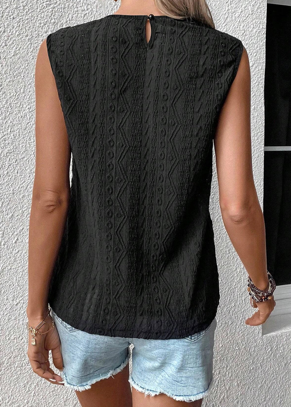 Lace Keyhole Back Tank Top